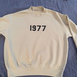 Fear of God Essentials Oversized Sweatshirt